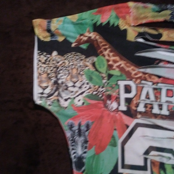 A Style ripped shirt - Picture 4 of 4